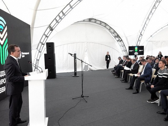 Лидеры цифрового развития собрались в Сочи Лидеры цифрового развития собрались в Сочи