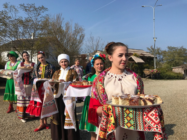 Более четырех тысяч человек побывали на закрытии юбилейного фестивального сезона в Атамани