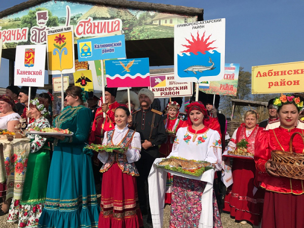 Более четырех тысяч человек побывали на закрытии юбилейного фестивального сезона в Атамани