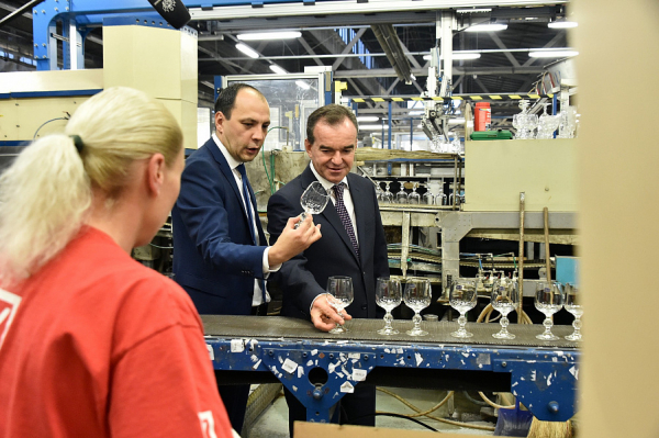 На Кубани могут запустить первое в России производство богемского стекла На Кубани могут запустить первое в России производство богемского стекла