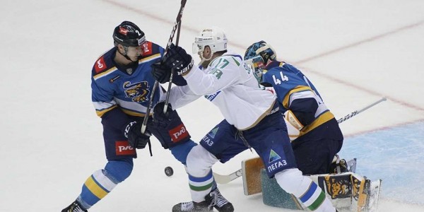 ХК "Сочи" одержал волевую победу над "Салаватом Юлаевым" ХК "Сочи" одержал волевую победу над "Салаватом Юлаевым"