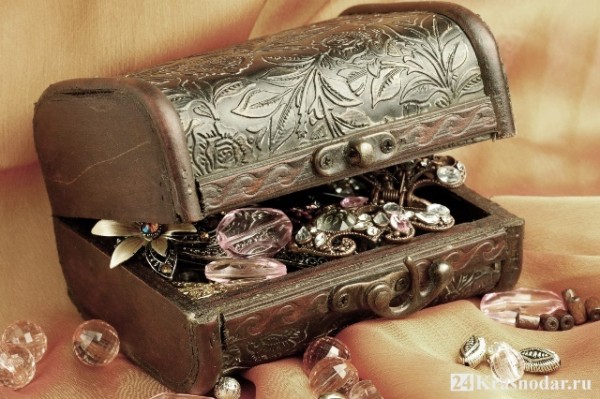 Обворовал маму друга Обворовал маму друга