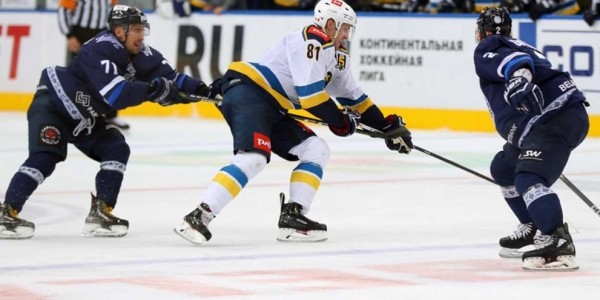 ХК "Сочи" не смог выиграть в Минске