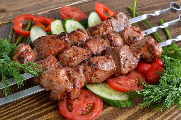 Лучшие шашлычники края собрались в "Атамани" Лучшие шашлычники края собрались в "Атамани"