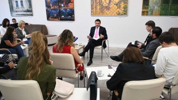 Брифинг Евгения Первышова 1 октября 2019 года: стенограмма основных тем Брифинг Евгения Первышова 1 октября 2019 года: стенограмма основных тем