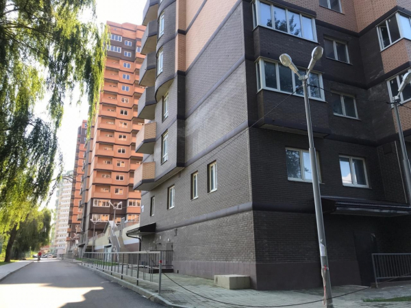 "Ждем жилье годами": дольщики ЖК "Речной бриз" в Краснодаре в "заложниках" у застройщика