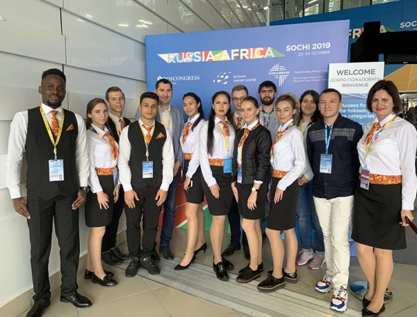 Более половины волонтеров саммита «Россия-Африка» – кубанские студенты Более половины волонтеров саммита «Россия-Африка» – кубанские студенты