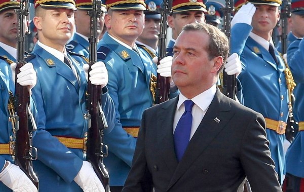 Дмитрий Медведев за историческую правду Дмитрий Медведев за историческую правду