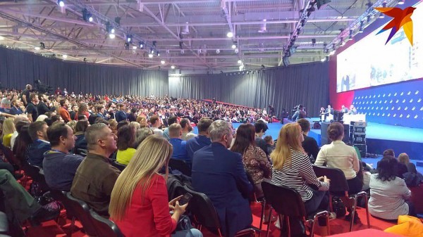 Российское образование и открытие фабрики Tesla в России: О чем говорил Илон Маск на форуме «Дело за малым»