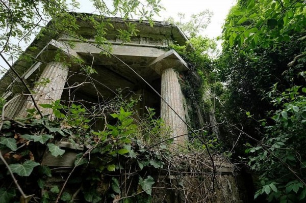 Дача Суворина в Туапсинском районе попала в топ-10 самых интересных заброшенных усадеб России
Дача Суворина в Туапсинском районе попала в топ-10 самых интересных заброшенных усадеб России