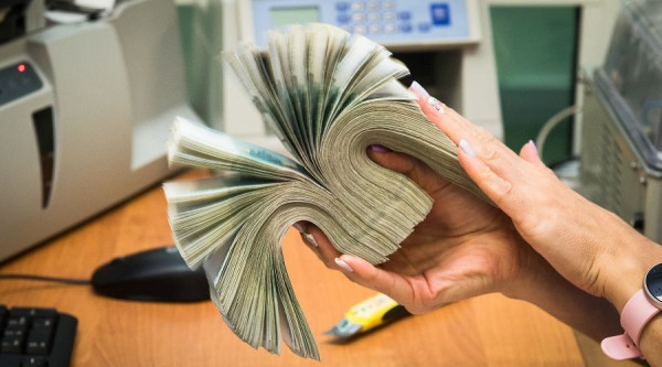 Деньги, много денег — и что с ними происходит в Банке России Деньги, много денег — и что с ними происходит в Банке России