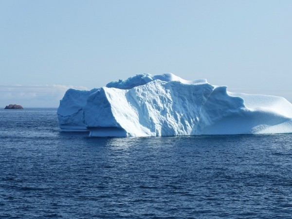 В Антарктиде откололся самый крупный айсберг за последние 50 лет В Антарктиде откололся самый крупный айсберг за последние 50 лет