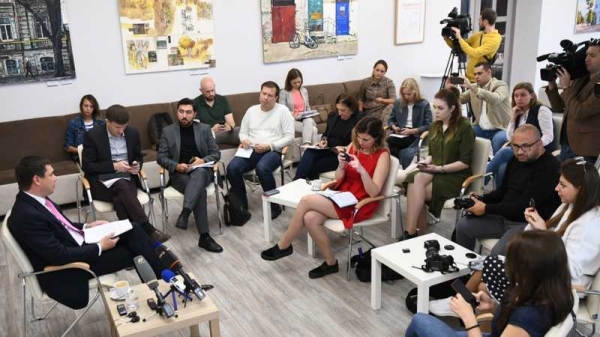 Брифинг Евгения Первышова 1 октября 2019 года: стенограмма основных тем Брифинг Евгения Первышова 1 октября 2019 года: стенограмма основных тем