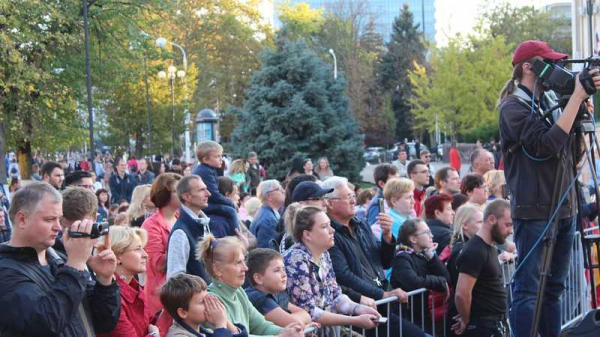 Второй фестиваль-конкурс &laquo;Эфес Кубани&raquo; по артистическому фехтованию и боевому танцу посетили более 10 тыс. краснодарцев