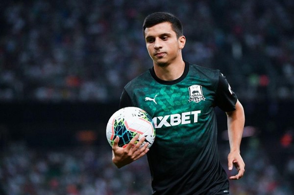 
            Футболисты &laquo;Краснодара&raquo; Сулейманов и Уткин отличились за молодежную сборную России в отборочном матче на Евро-2021                    