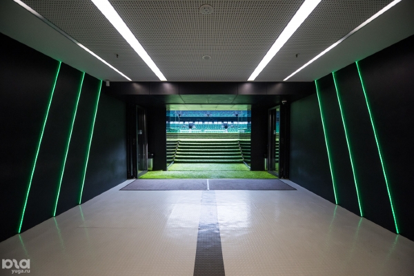 «Галицкий считает, что футбол — это театр, и зрителям должно быть удобно». Как устроен изнутри стадион ФК «Краснодар» «Галицкий считает, что футбол — это театр, и зрителям должно быть удобно». Как устроен изнутри стадион ФК «Краснодар»