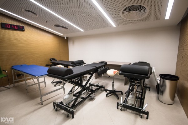 «Галицкий считает, что футбол — это театр, и зрителям должно быть удобно». Как устроен изнутри стадион ФК «Краснодар» «Галицкий считает, что футбол — это театр, и зрителям должно быть удобно». Как устроен изнутри стадион ФК «Краснодар»