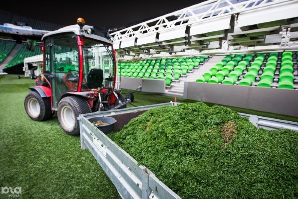 «Галицкий считает, что футбол — это театр, и зрителям должно быть удобно». Как устроен изнутри стадион ФК «Краснодар» «Галицкий считает, что футбол — это театр, и зрителям должно быть удобно». Как устроен изнутри стадион ФК «Краснодар»