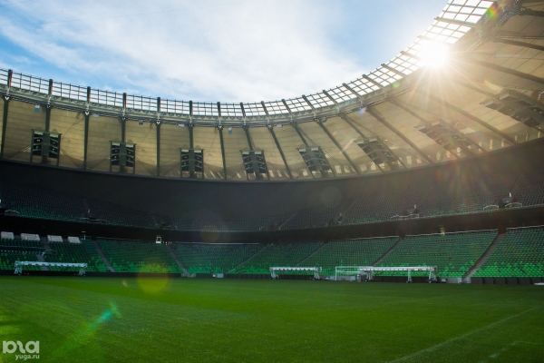 «Галицкий считает, что футбол — это театр, и зрителям должно быть удобно». Как устроен изнутри стадион ФК «Краснодар» «Галицкий считает, что футбол — это театр, и зрителям должно быть удобно». Как устроен изнутри стадион ФК «Краснодар»