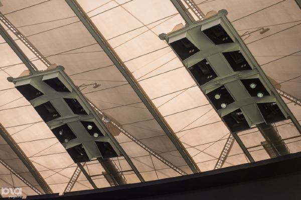 «Галицкий считает, что футбол — это театр, и зрителям должно быть удобно». Как устроен изнутри стадион ФК «Краснодар» «Галицкий считает, что футбол — это театр, и зрителям должно быть удобно». Как устроен изнутри стадион ФК «Краснодар»