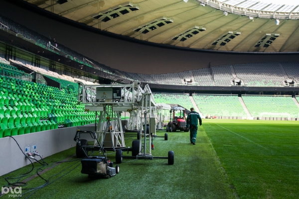 «Галицкий считает, что футбол — это театр, и зрителям должно быть удобно». Как устроен изнутри стадион ФК «Краснодар» «Галицкий считает, что футбол — это театр, и зрителям должно быть удобно». Как устроен изнутри стадион ФК «Краснодар»