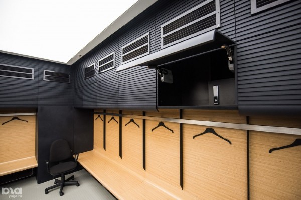 «Галицкий считает, что футбол — это театр, и зрителям должно быть удобно». Как устроен изнутри стадион ФК «Краснодар» «Галицкий считает, что футбол — это театр, и зрителям должно быть удобно». Как устроен изнутри стадион ФК «Краснодар»