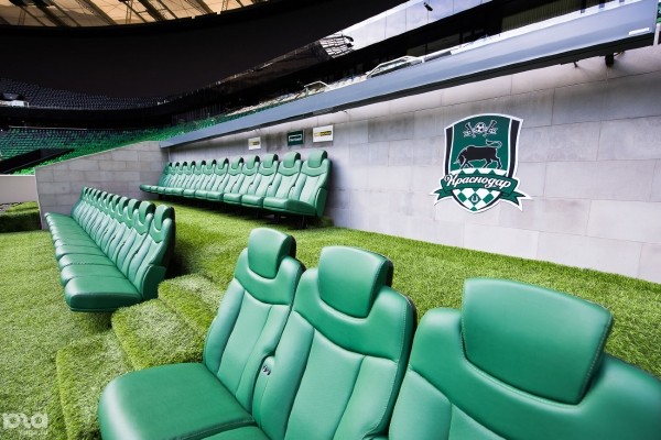 «Галицкий считает, что футбол — это театр, и зрителям должно быть удобно». Как устроен изнутри стадион ФК «Краснодар» «Галицкий считает, что футбол — это театр, и зрителям должно быть удобно». Как устроен изнутри стадион ФК «Краснодар»