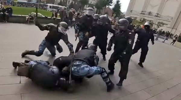 &laquo;Или они спят, или я во сне&raquo;. Как поднялась волна поддержки осужденного по &laquo;московскому делу&raquo; Павла Устинова