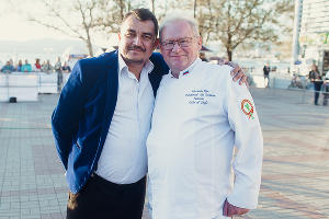 Как прошел конкурс «Золотой половник Геленджика» и где работает лучший шеф-повар курорта Как прошел конкурс «Золотой половник Геленджика» и где работает лучший шеф-повар курорта