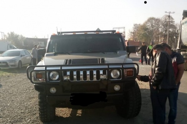 
            Mercedes, Hummer и KIA столкнулись в Краснодарском крае. Пострадали женщина и ребенок                    