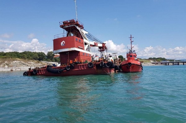 
            Прокуратура потребовала убрать из порта Геленджика поврежденное судно                    