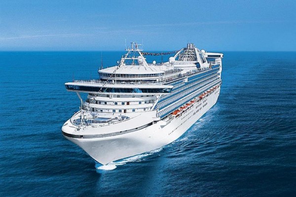 
            В 2020 году шесть иностранных круизных лайнеров будут заходить в Сочи                    