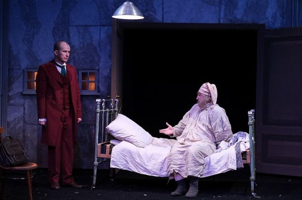 
            В Краснодаре Молодежный театр выпустил «Мертвые души»                     