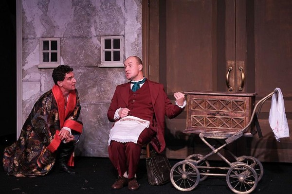 
            В Краснодаре Молодежный театр выпустил «Мертвые души»                     