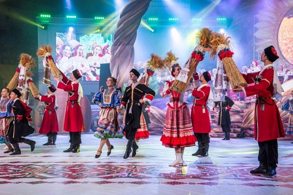 
            В Краснодаре состоится этап всероссийского фольклорного конкурса «Казачий круг»                    