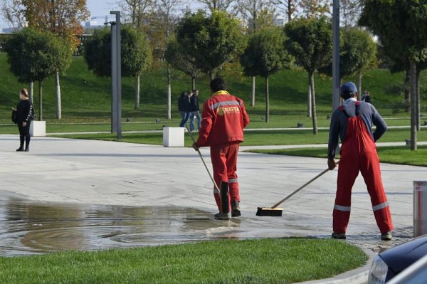 В Краснодаре у парка Галицкого прорвало канализацию
В Краснодаре у парка Галицкого прорвало канализацию