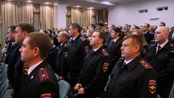 Евгений Первышов поздравил краснодарских полицейских с Днем сотрудника органов внутренних дел