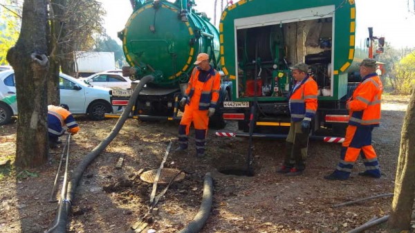 Почти 30 км сетей ливневой канализации уже прочищено в Краснодаре Почти 30 км сетей ливневой канализации уже прочищено в Краснодаре