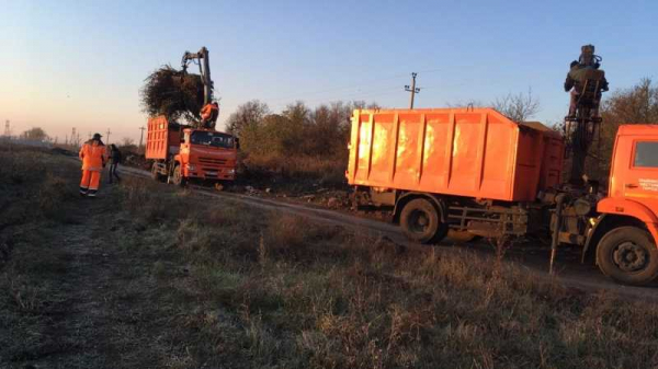 В пригородных поселках Краснодара ликвидируют несанкционированные свалки