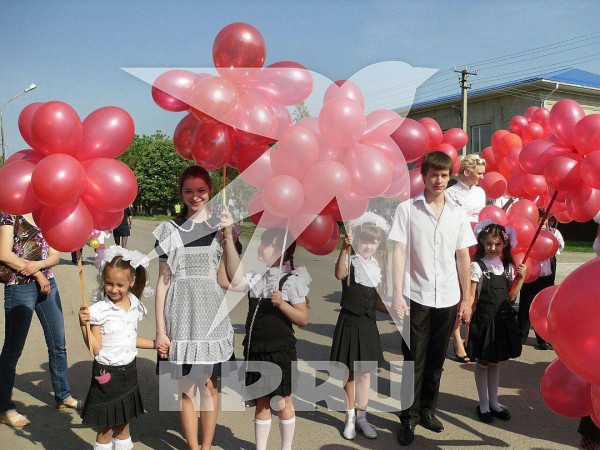 Олег Соколов был ее первой любовью: в станице, где жила убитая преподавателем студентка, у нее не было женихов Олег Соколов был ее первой любовью: в станице, где жила убитая преподавателем студентка, у нее не было женихов