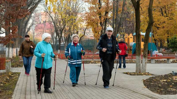 Памп-трек, тренажеры и футбол в одном месте: в Фестивальном микрорайоне Краснодара благоустроили сквер «Майский»