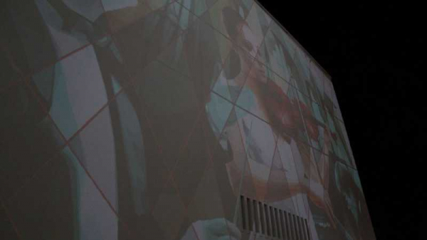 Стрит-арт-художник из Милана начал создавать картину на стене администрации Краснодара