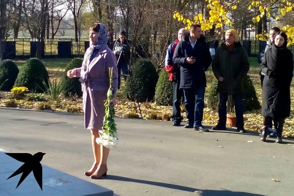 Гроб завален цветами: на Кубани простились со зверски убитой аспиранткой Анастасией Ещенко