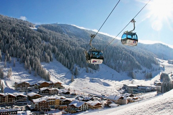 «Черная пятница»: отдохнуть в горах Сочи можно со скидкой 40%.
«Черная пятница»: отдохнуть в горах Сочи можно со скидкой 40%.