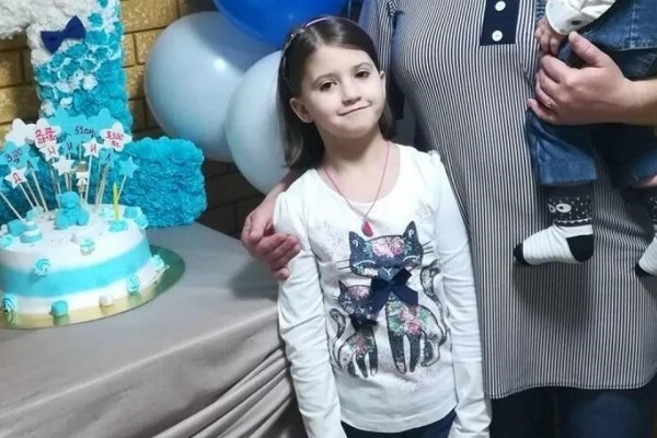 На Кубани пропала девятилетняя девочка в казачьей форме