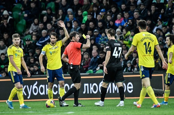 «Краснодар» - «Ростов» 2:2
«Краснодар» - «Ростов» 2:2