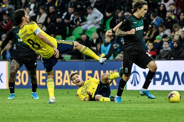 «Краснодар» - «Ростов» 2:2
«Краснодар» - «Ростов» 2:2