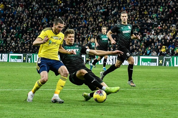 «Краснодар» - «Ростов» 2:2
«Краснодар» - «Ростов» 2:2