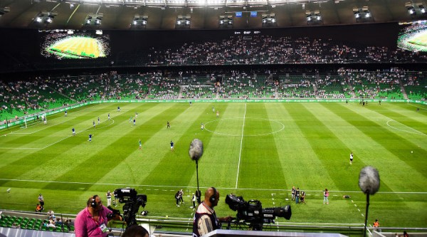 «Краснодар» в последние минуты матча ушел от поражения от «Ростова» в южном дерби «Краснодар» в последние минуты матча ушел от поражения от «Ростова» в южном дерби