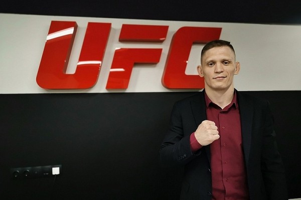 
            Кубанский боец Сергей Хандожко выступит на турнире UFC в Москве                    